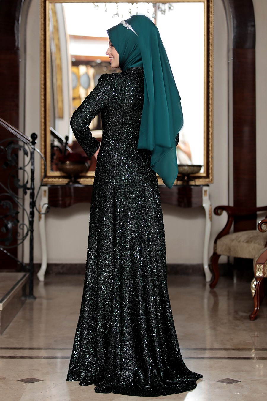GREEN EVENING DRESS